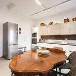 Villa Scini By Rentbeat